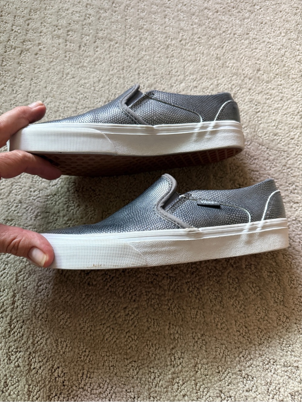 Vans Slip-Ons Textured Metallic Gray, women’s 6.5 - Picture 4 of 8